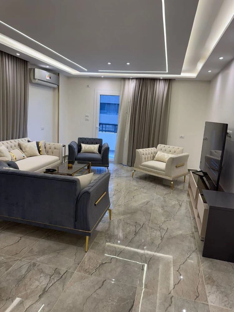 شقة مفروشة للإيجار اليومي – المنطقة الأولى (مدينة نصر)