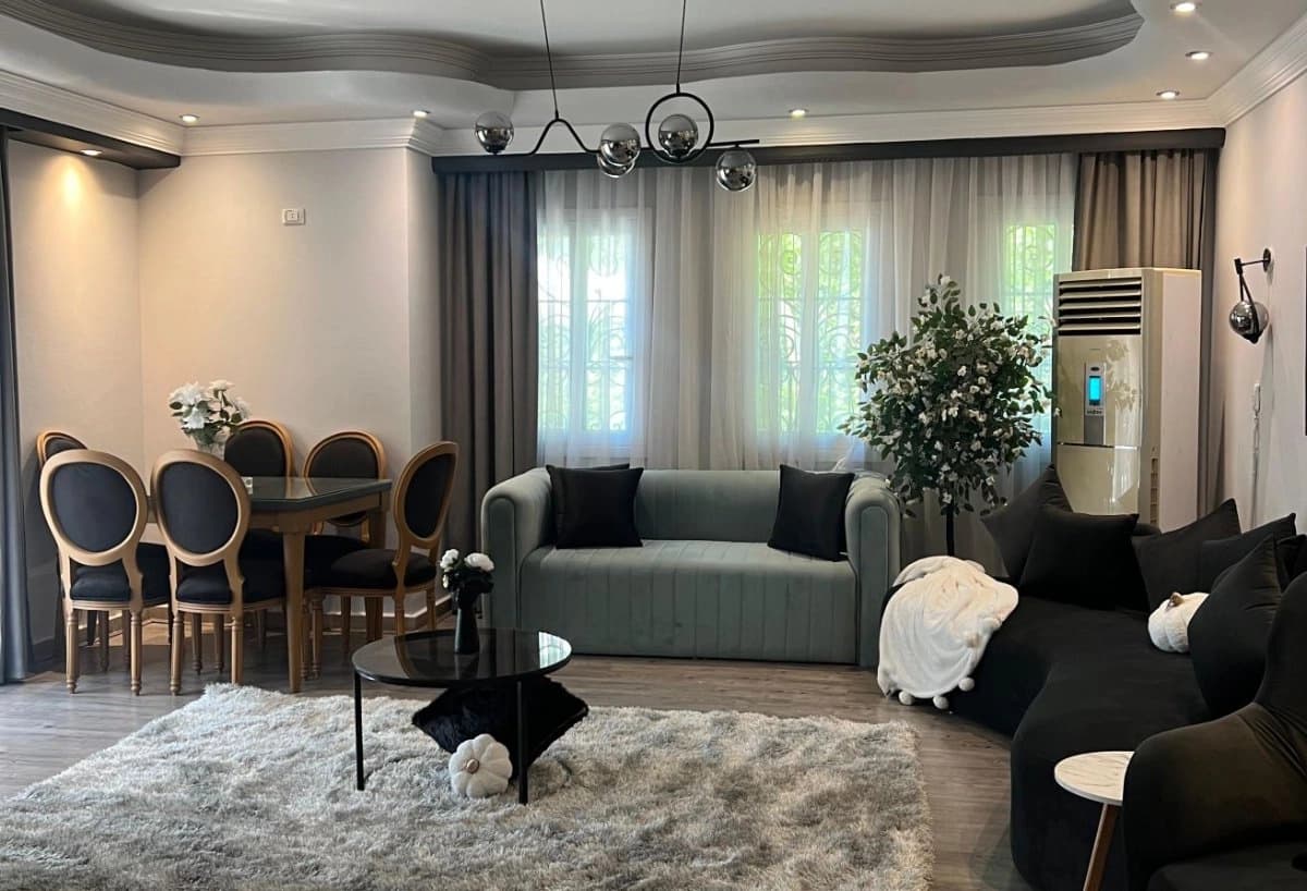 فيلا للايجار المفروش فرش مودرن بمدينتى